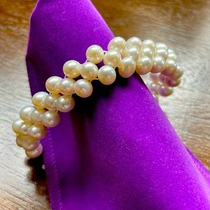 NEW KAORI CULTURED PEARLS - STRETCHABLE BRACELET W/Cert Authenticity.
